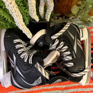 Reebok toddler Hockey Skates